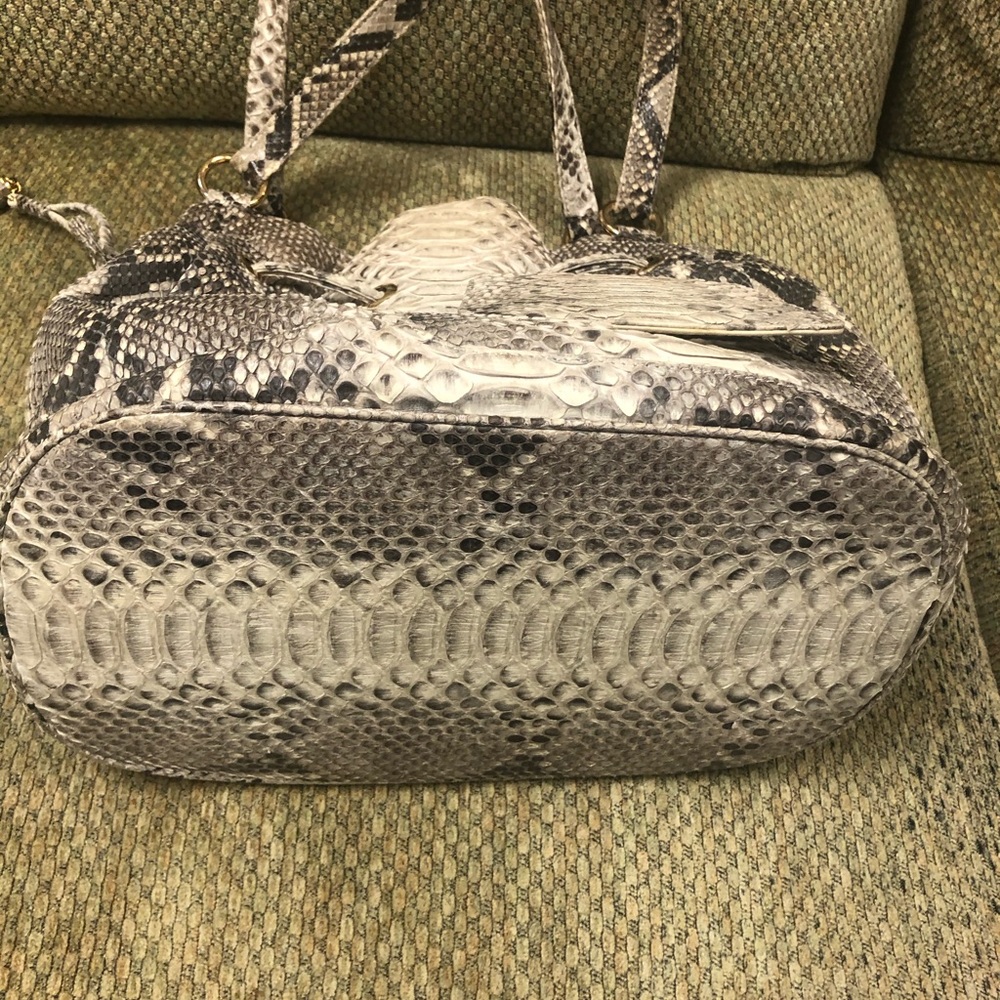 Purse - Picture 2 of 3